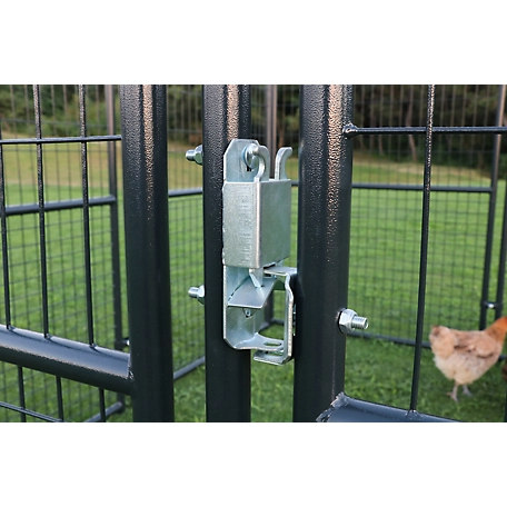 Producer's Pride Universal Poultry Pen, 24 Chicken Capacity, 8 ft. x 8 ft.