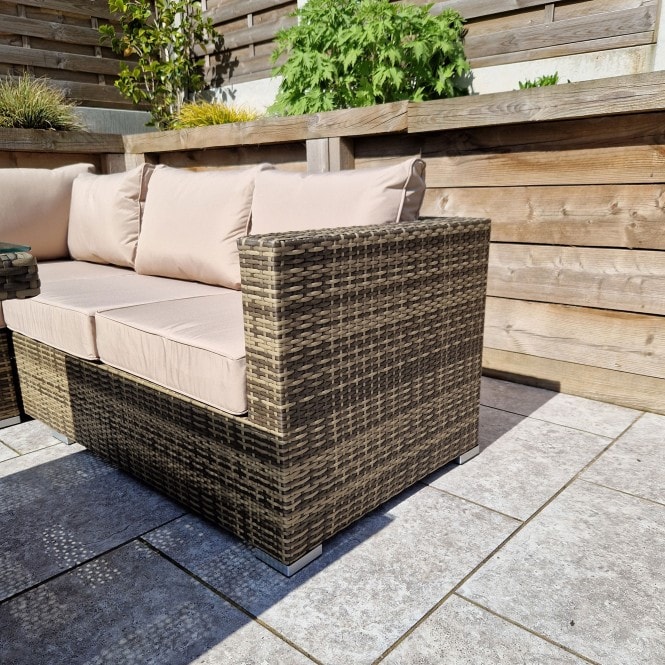 Georgia Nature Brown Corner Sofa with 2 Ottomans and Dining Table with Ice Bucket genannt