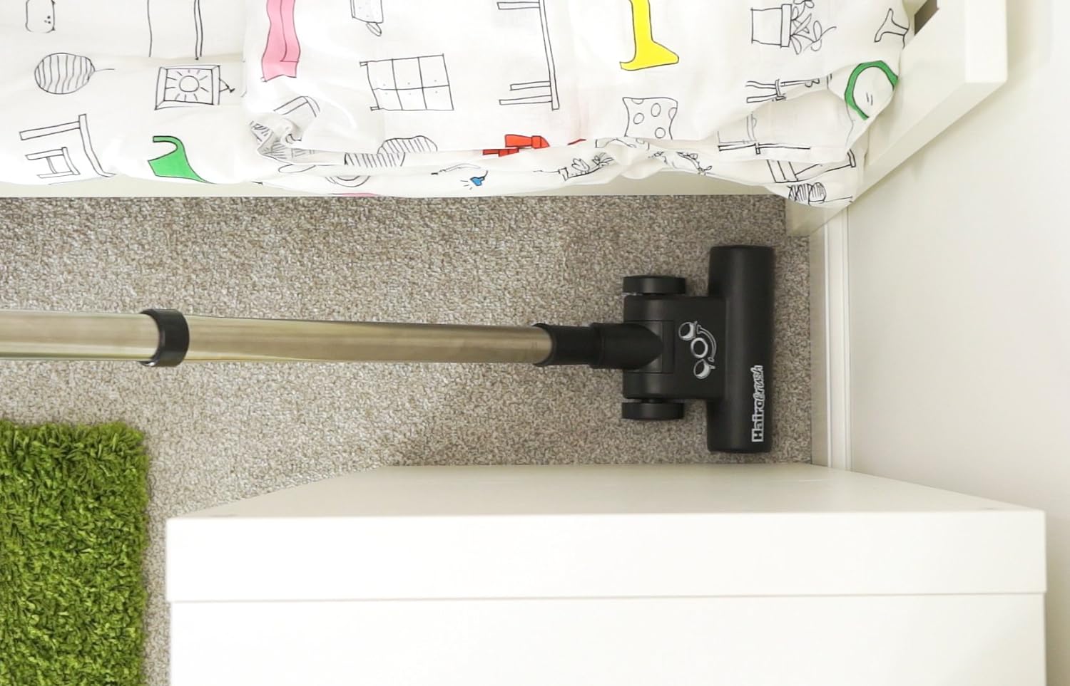 Henry Pet PET200 Bagged Cylinder Vacuum, 9 Litre, 620 Watt, Green.